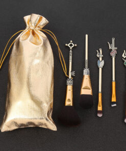 Attack On Titan Cosplay Makeup Brush Attack On Titan Cape Survey Corps Wings Of Freedom Anime