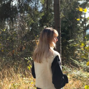 Alternative view of Woolen Woman's Vest - Light grey