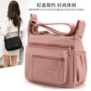 2022 Neue Vielseitige Tasche Damen Wasserabweisender Nylonstoff-Rucksack Freizeit-Canvas-Tasche mit großem Fassungsraum Mama-Damentasche