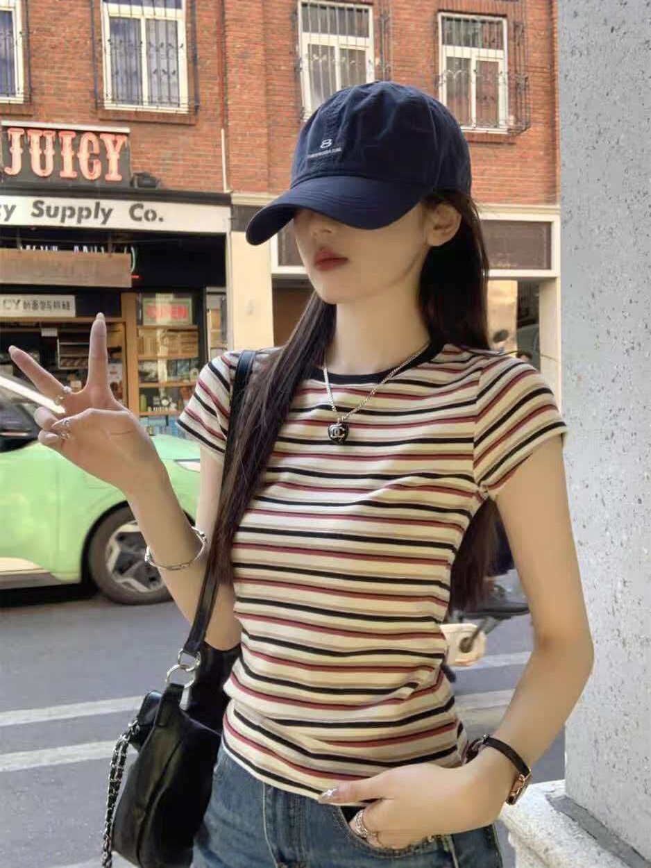 Sommer neues gestreiftes kurzärmeliges T-Shirt für Frauen, eng anliegendes rundhalsiges Farbblock-Oberteil, koreanisches vielseitiges, trendiges legeres T-Shirt - Image 4