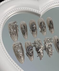 Melting Silver Butterfly High-end Sweet Cool Spicy Girl Y2K Nail Liquid Metal graded Cyberpunk dark tragbare Nagelspitzen