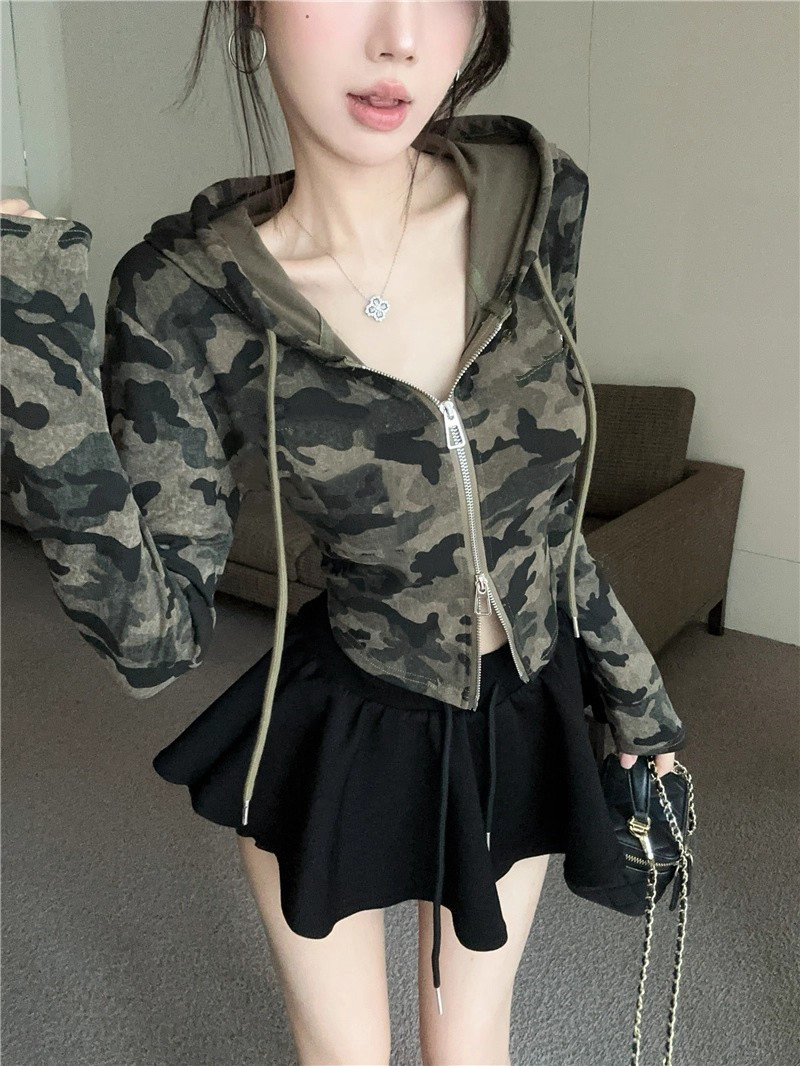 Reines und verführerisches heißes Mädchen, Tarnjacke mit Kapuzenjacke, T-Shirt, Damen-V-Ausschnitt mit Reißverschluss, enger langärmliger Cardigan, Crop-Top