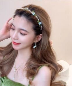 Ladies Go Out With Sweet Pearl Flower Hair Bands