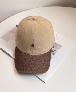 Alternative view of American Retro Leopard Print R-letter Logo Patch Baseball Cap With Soft Top, Versatile For Both Men And Women, Baseball Cap With A Flat Top