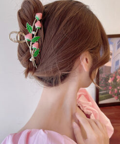 Female Simple And Cute Strawberry Hairpin Metal Clip