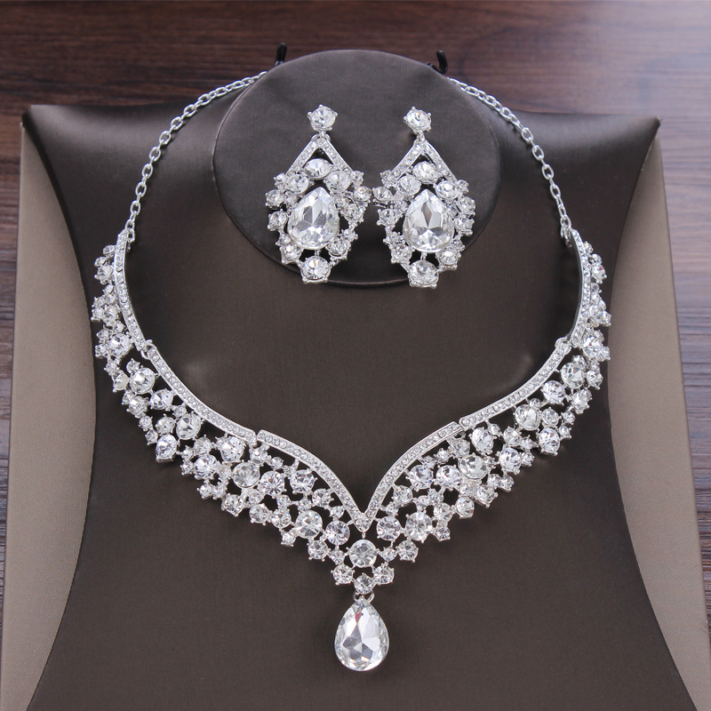 Three-piece Bridal Crown Headdress Baroque Hair Accessory Necklace Earrings – Bild 2