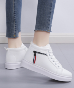 Women With Plush Snow Boots And Short Sleeves