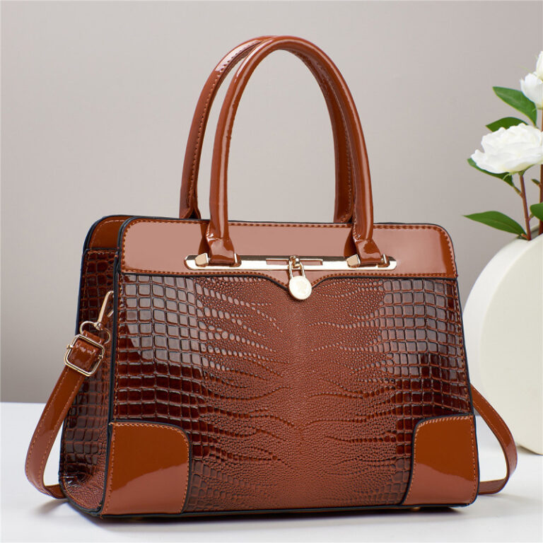 Fashionable Patterned Casual Handbag