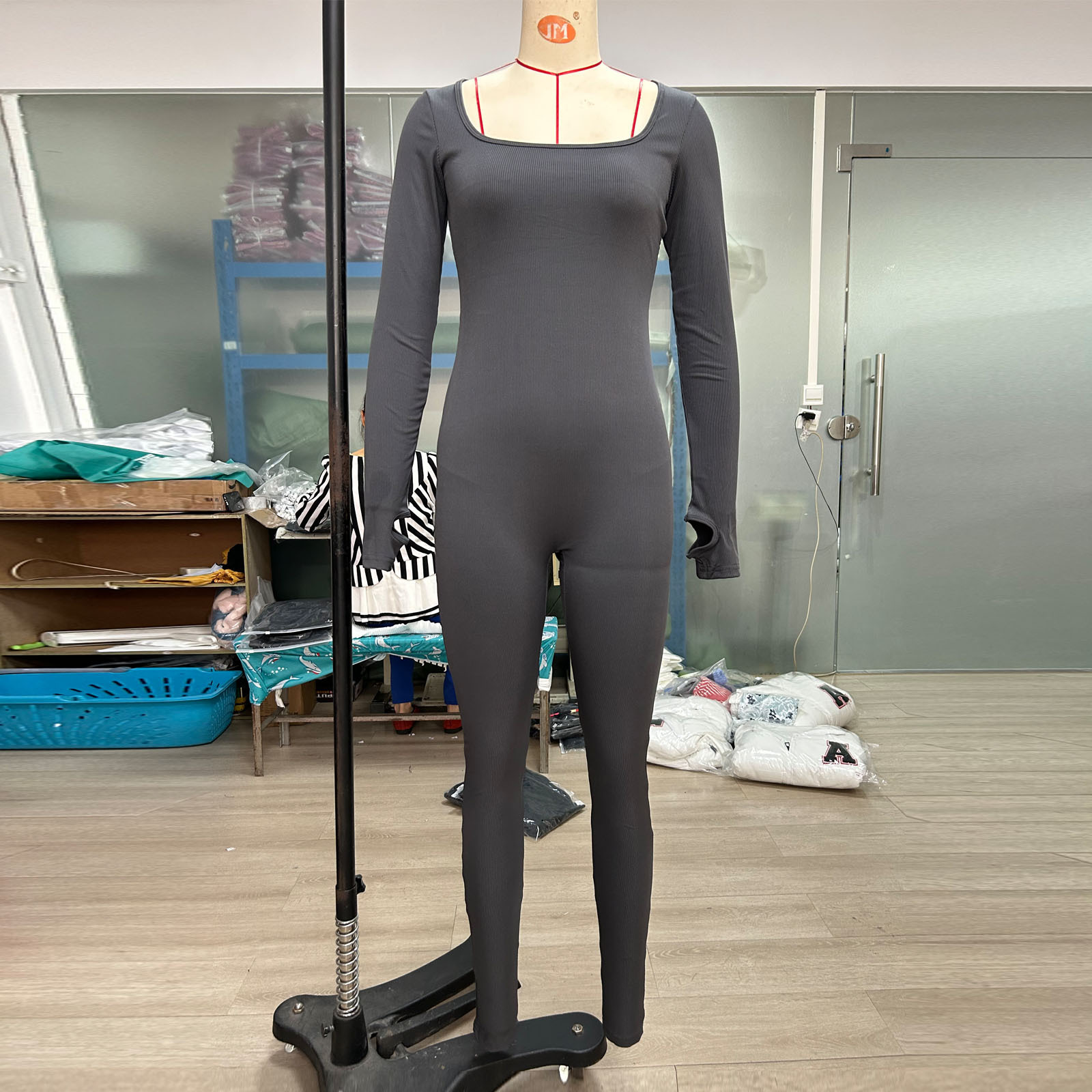 Threaded Square Collar Buttocks Slim Jumpsuit - Image 8