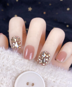 Alternative view of Champagne Gold Full Diamond Manicure Patches Wearing Fake Nails Finished